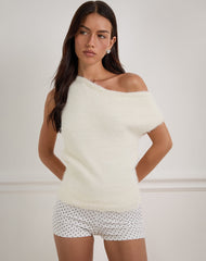 Calyce Top in Fluffy Knit Cream