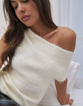 Calyce Top in Fluffy Knit Cream