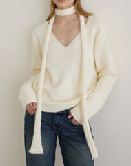 Dikara Jumper with Scarf in Knit Off White