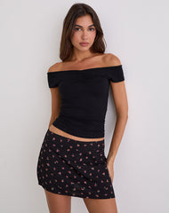 Mayomi Off Shoulder Ruched Top in Black
