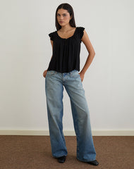 Merisso Scoop Neck Keyhole Top in Black