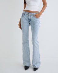Rigid Low Rise Flare Jeans in 80s Light Wash