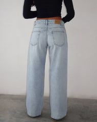 Roomy Extra Wide Low Rise Jeans in Extreme Light Blue Wash